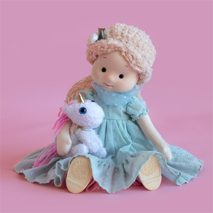 Аврора с единорогом Пудингом Mm-Avrora-01