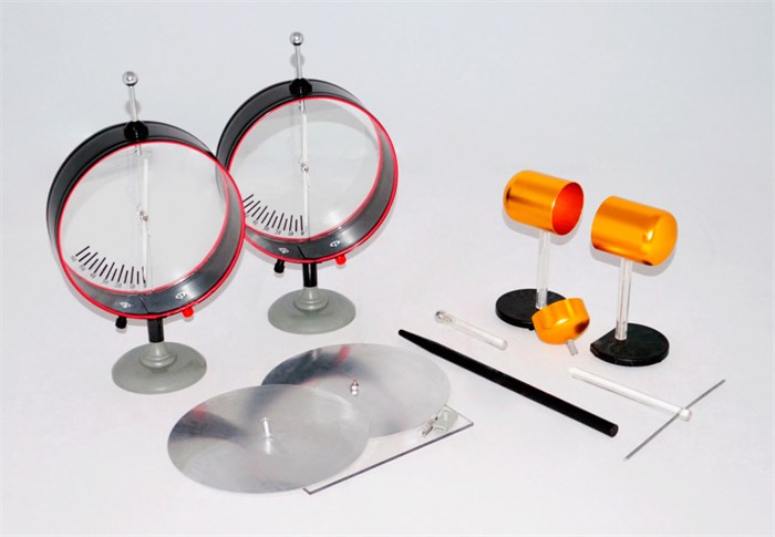 Электрометры с принадлежностями 2768