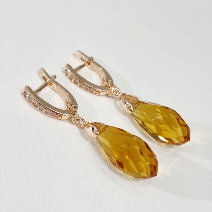 Серьги с кристаллом под Swarovski Каталог >> Бижутерия >> Ювелирная бижутерия коллекция "Дубай", покрытие позолота, цвет: желто-оранжевый, арт.414.475 414.475