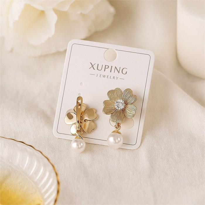 Серьги коллекция "Xuping" покрытие позолота, вставка: искусственный жемчуг и фианиты, арт.004.053 004.053