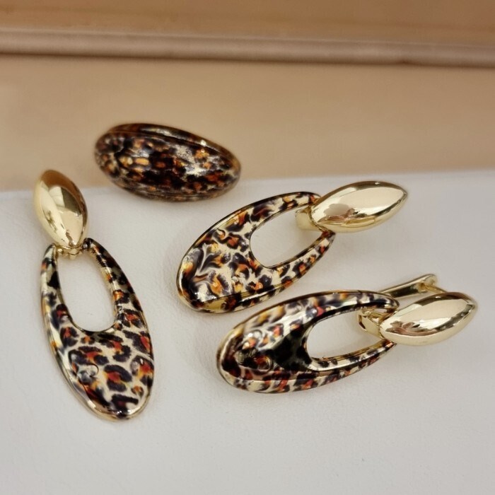 Комплект ювелирной бижутерии Итальянское золото (покрытие желтое 14к), серьги, кулон и кольцо 19 р с леопардовым принтом, арт.213.632-19 213.632-19