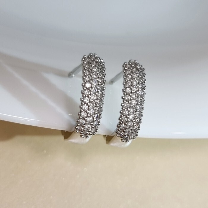 Серьги дорожка Каталог >> Бижутерия >> Ювелирная бижутерия, покрытие посеребрение, вставка: фианиты, цвет: прозрачный, арт.213.593 213.593