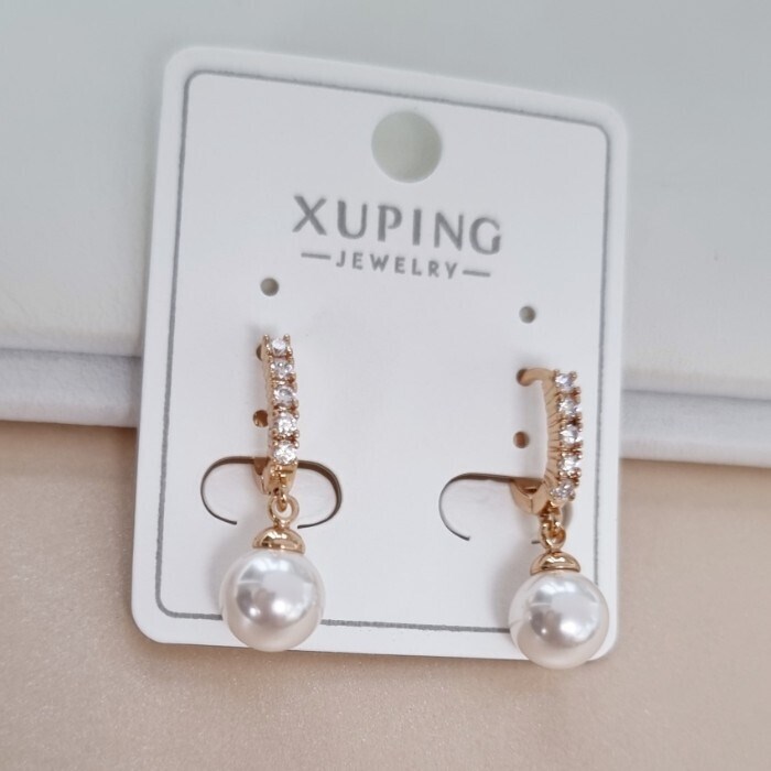 Серьги коллекция "Xuping" покрытие позолота, вставка: искусственный жемчуг и фианиты, арт.101.237 101.237