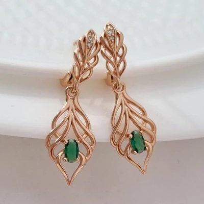 Серьги висячие с зелеными камнями, покрытие позолота 585 пробы, арт.212.055 212.055