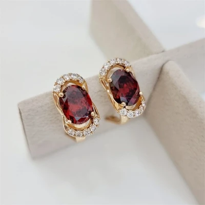 Серьги коллекция "Xuping" покрытие позолота, вставка: камень красный, 103/6,8, арт.01.1609 01.1609