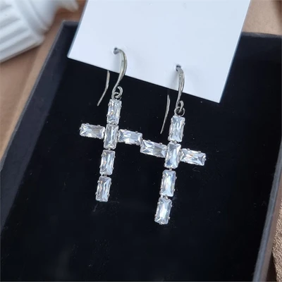 Серьги "Крестики", цвет серебро, 371010, арт. 606.872 606.872