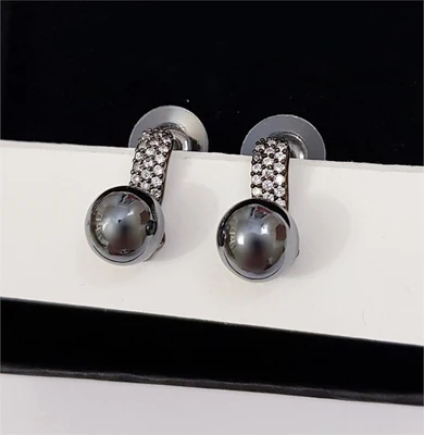 Серьги Дольче с жемчугом, цвет тёмно-серый, 1050, арт.506.717 506.717