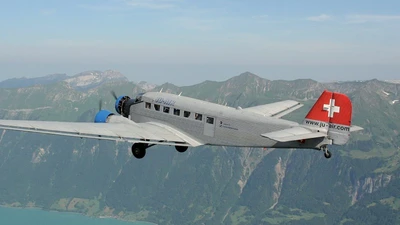 0150  авиация  JUNKERS JU-52 3/m "TANTE JU" (1:72) 2000002112884