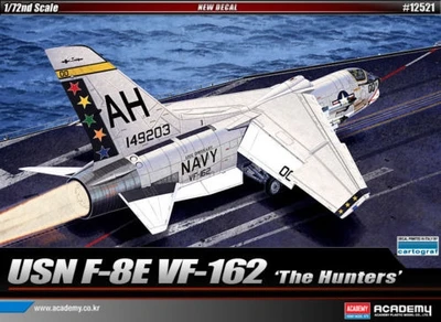 12521  авиация  USN F-8E VF-162 "The Hunters"  (1:72) 8809258924555