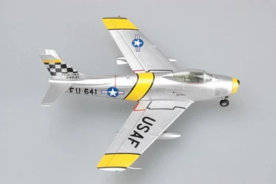 37104  авиация  F-86F30, 39FS/51 FW,пилота Чарльза Мак-Сейна.Корея,1953 (1:72) 9580208371047