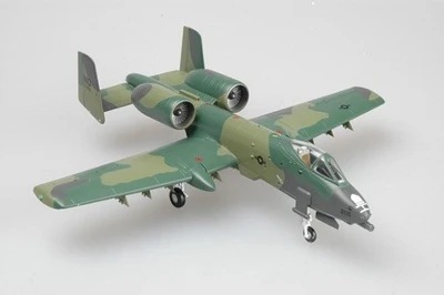 37111  авиация  A-10 Thunderbolt II, Ирак, 1991г. (1:72) 9580208371115