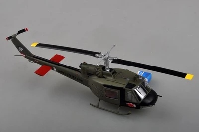39316  авиация  UH-1C, 120th AHC, 3rd platoon,1969 (1:48) 9580208393162
