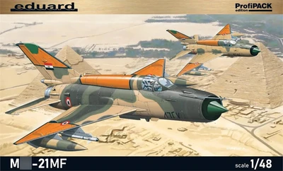 8231  авиация  Истребитель-бомбардировщик M&G-21МФ  (1:48) 2000002143956