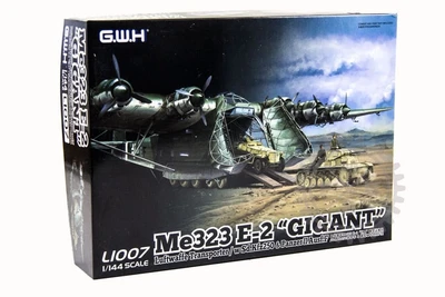 L1007  авиация  Me323 E-2 "Gigant" Luftwaffe Transporter/w Sd.Kfz.250 & Panzer II Ausf.F   (1:144) 6947917007101