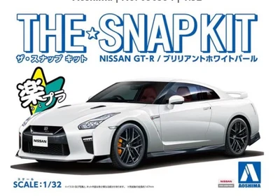 05639  автомобили и мотоциклы  Nissan GT-R (White) - SNAP KIT  (1:32) 4905083056394