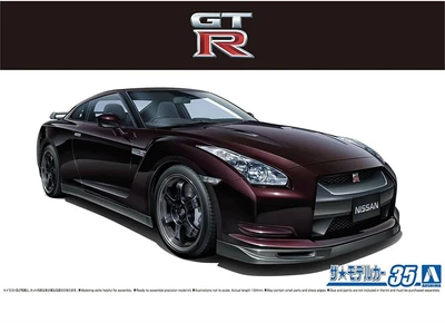 06218  автомобили и мотоциклы  Nissan R35 GT-R Spec-V '09  (1:24) 4905083062180