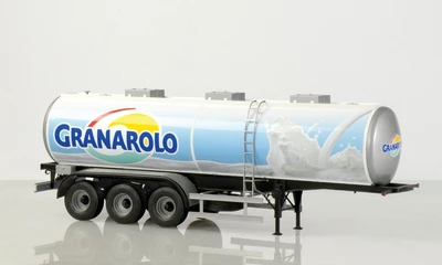 3886  автомобили и мотоциклы  CLASSIC TANK TRAILER (1:24) 8001283038867