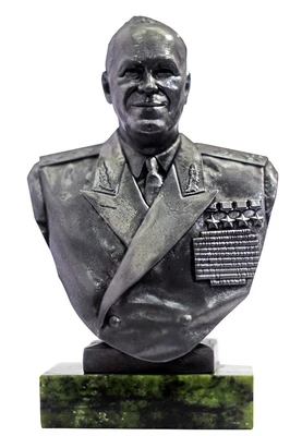 BustMet1/10-09  миниатюра  Бюст  Жуков Г.К. (плюс коробка)  (1:10) 2000002156550