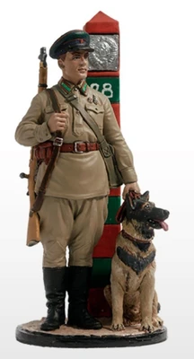 WW2-23color  миниатюра  Младший сержант Пограничных войск НКВД с собакой, 1941 г. СССР 2000002196013