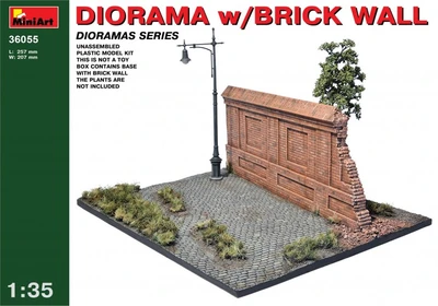 36055  наборы для диорам  DIORAMA w/BRICK WALL  (1:35) 4820041102879