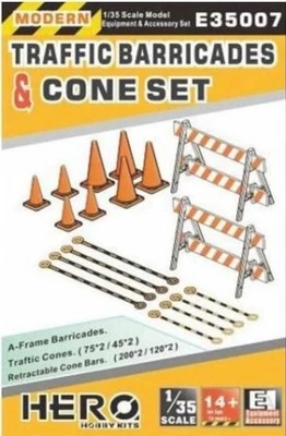 E35007  наборы для диорам  Traffic Barricades & Cone Set  (1:35) 4710205350072