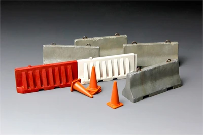SPS-012  дополнения из пластика  CONCRETE & Plastic BARRIER SET  (1:35) 4897038550425