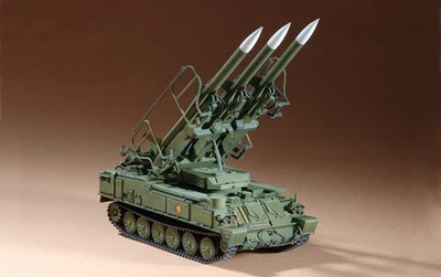 07109  техника и вооружение  ЗРК Russian SAM -6 antiaircraft missile  (1:72) 9580208071091