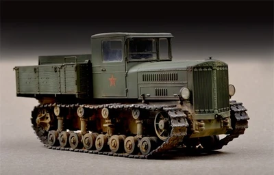 07120  техника и вооружение  Soviet Komintern Artillery Tractor  (1:72) 9580208071206