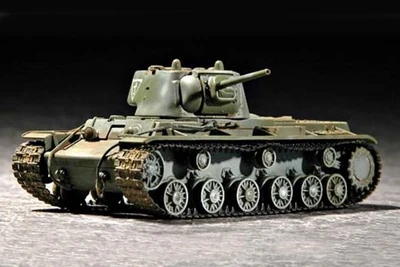 07233  техника и вооружение  Russian KV-1 M1942 Lightweight Cast Tank  (1:72) 9580208072333