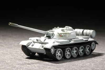 07282  техника и вооружение  Russian Танк-55 Medium M1958  (1:72) 9580208072821