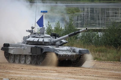 09510  техника и вооружение  Russian Танк-72B3M MBT   (1:35) 9580208095103