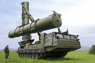 09520  техника и вооружение  Russian S-300V 9A84 SAM  (1:35) 9580208095202