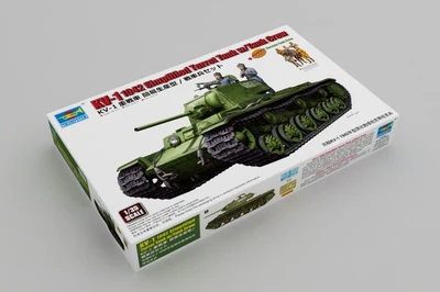 09597  техника и вооружение  KV-1 1942 Simplified Turret Tank w/Tank Crew  (1:35) 9580208095974