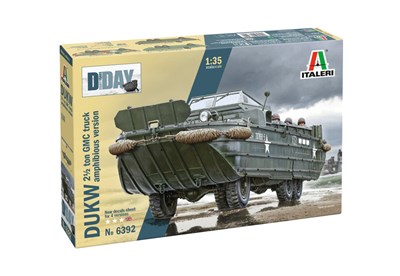 6392  техника и вооружение  DUKW 2½ GMC truck amphibious version - D DAY  (1:35) 8001283063920
