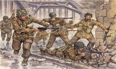 6034  фигуры  WWII- BRITISH PARATROOPERS RED DEVILS (1:72) 2000002093329
