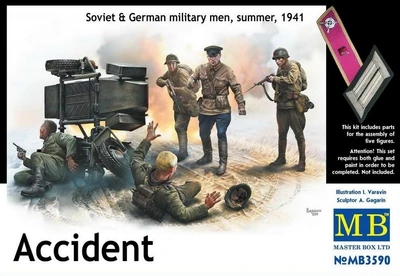 MB3590  фигуры  Accident Soviet & German military men, summer, 1941  (1:35) 4820113080388