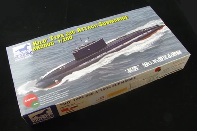 BB2005  флот  'Kilo' Type 636 Attack Submarine  (1:200) 4544032659707
