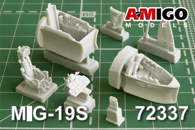 AMG 72337  дополнения из смолы  M&G-19С Кабина самолёта  (1:72) 2000002126720