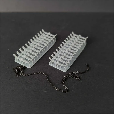 DMS-35235  дополнения из смолы  Грунтозацепы для грузовиков З&С + цепь  (1:35) 2000002188889