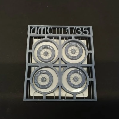 DMS-35247  дополнения из смолы  Комплект колёс для Zundapp K800 (Звезда 3717)  (1:35) 2000002196051