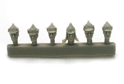 ZF35031  дополнения из смолы  Советские головы №3  (1:35) 2000000103402