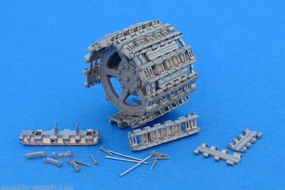 MTL-35096  траки наборные  Tracks for PzKpfw VI Ausf. B Kingtiger Type I   (1:35) 2000000086651