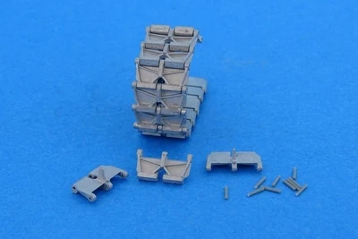 MTL-35105  траки наборные  Tracks for М18 "Hellcat"  (1:35) 2000000089270