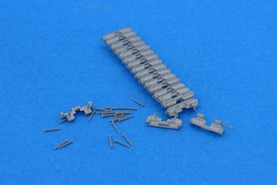 MTL-35187  траки наборные  Tracks for Renault R35/R39  (1:35) 2000000089331