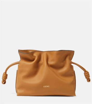Мини-кожаный клатч flamenco Loewe, нейтральный 5978434