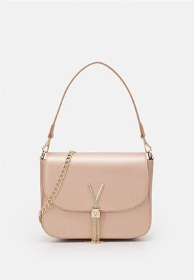 Сумка Valentino на плечо с декоративной кисточкой, розовое золото 1696909