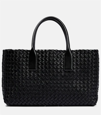 Маленькая кожаная сумка-тоут cabat Bottega Veneta, черный 5980573