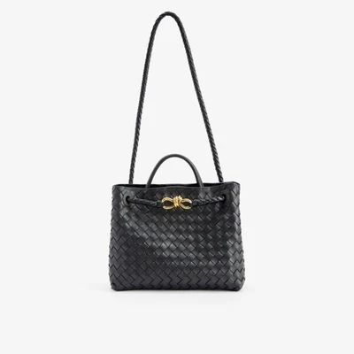 Кожаная сумка Andiamo intrecciato с верхней ручкой Bottega Veneta, черный 6417250