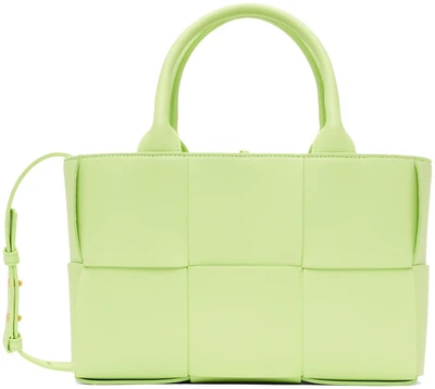 Зеленая мини-тоут Arco Bottega Veneta, цвет Fennel/Gold 7692735