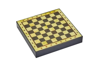 Шахматный ларец из янтаря с доской малый (дуб) 25*25 1969080650